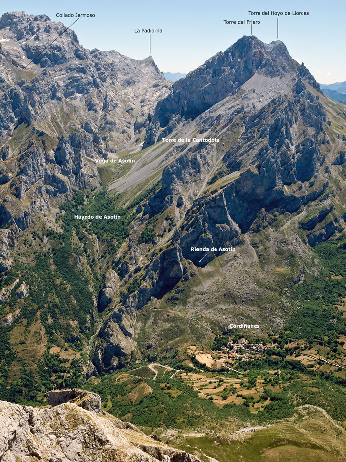 La canal de Asotín desde las Torres de Arestas